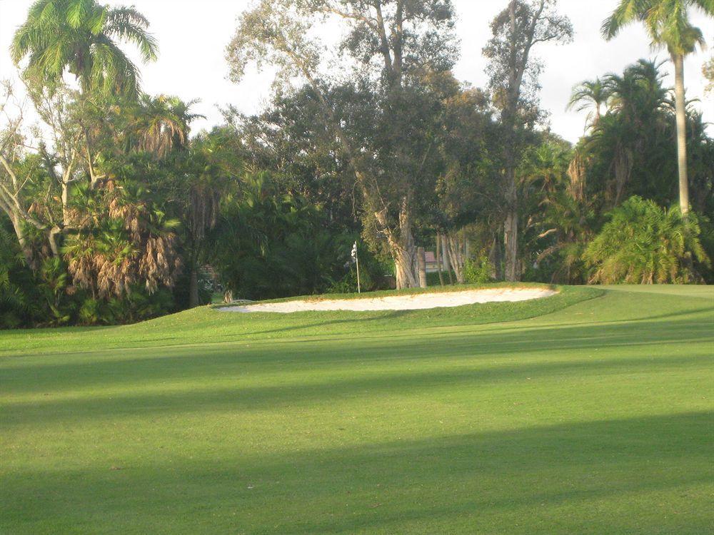 Hollywood Beach Golf Resort 外观 照片