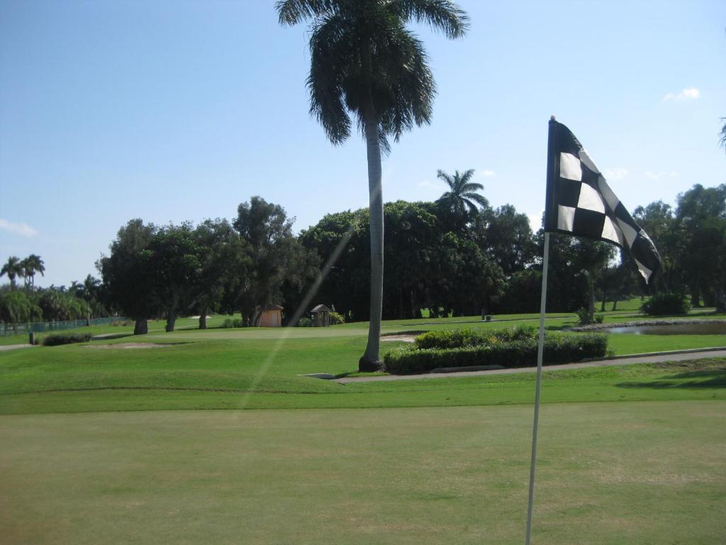 Hollywood Beach Golf Resort 外观 照片